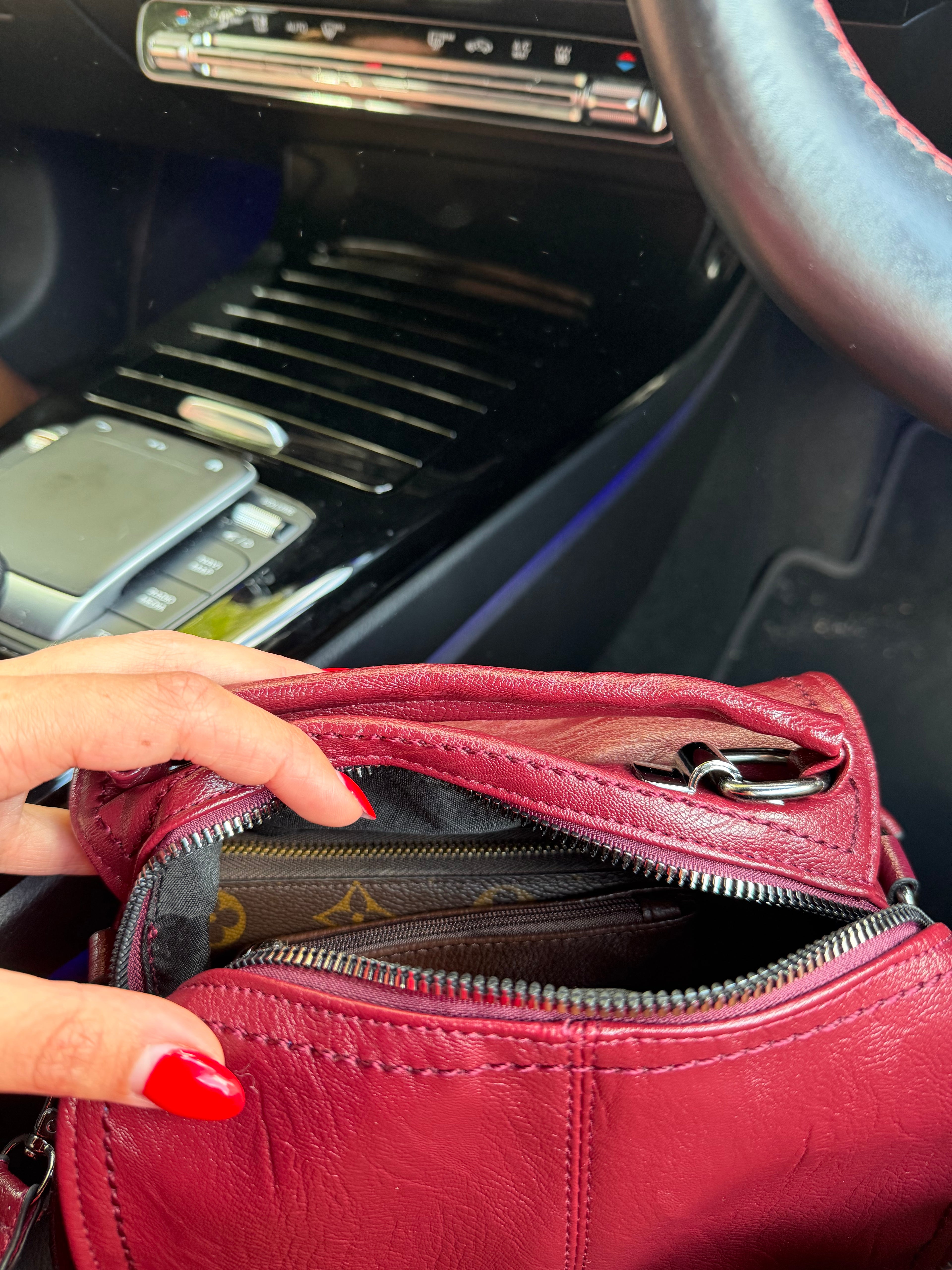 Round Shoulder Bag